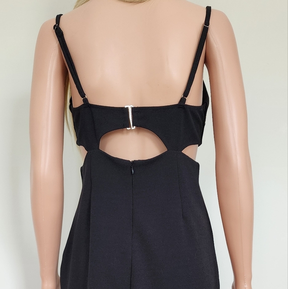 JUST QUELLA BLACK CUTOUT SPAGHETTI STRAPS FITTED PARTY CLUBBING MIDI DRESS - Picture 9 of 11